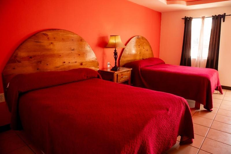 Hotel Dona Crucita Creel Esterno foto