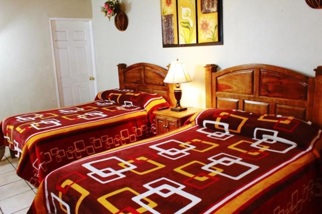 Hotel Dona Crucita Creel Esterno foto